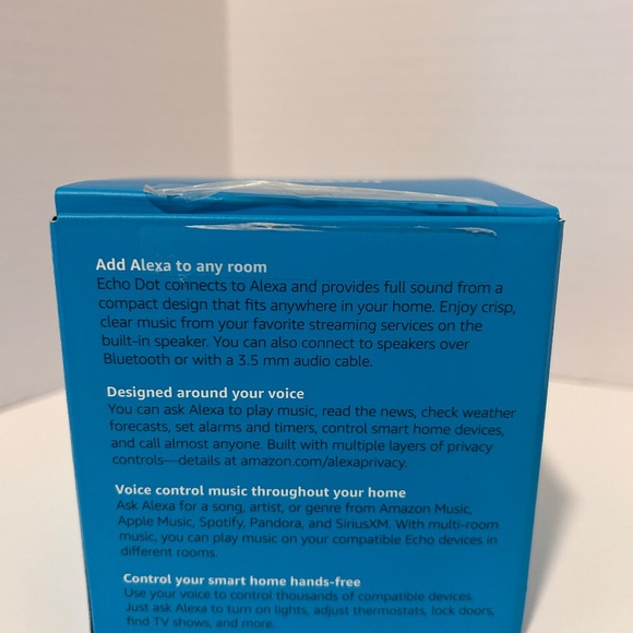 PAIR: Amazon echo dot Black and echo dot White - Picture 11 of 11